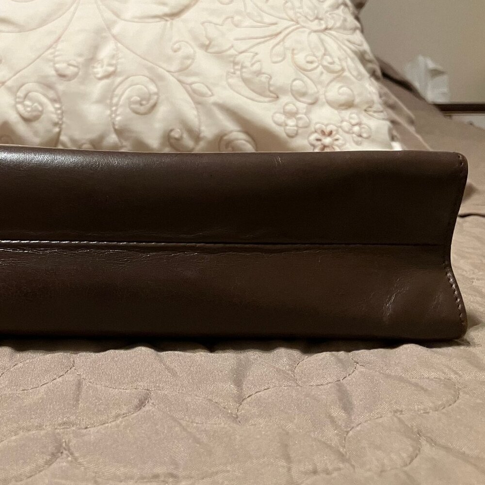 GUCCI Leather Handbag - Picture 5 of 10